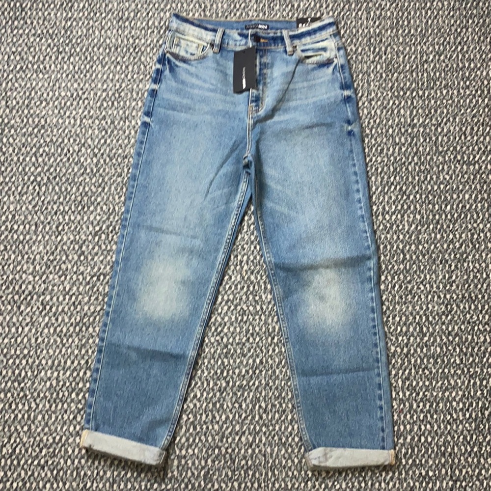 Fashion Nova Mom Jeans size 7